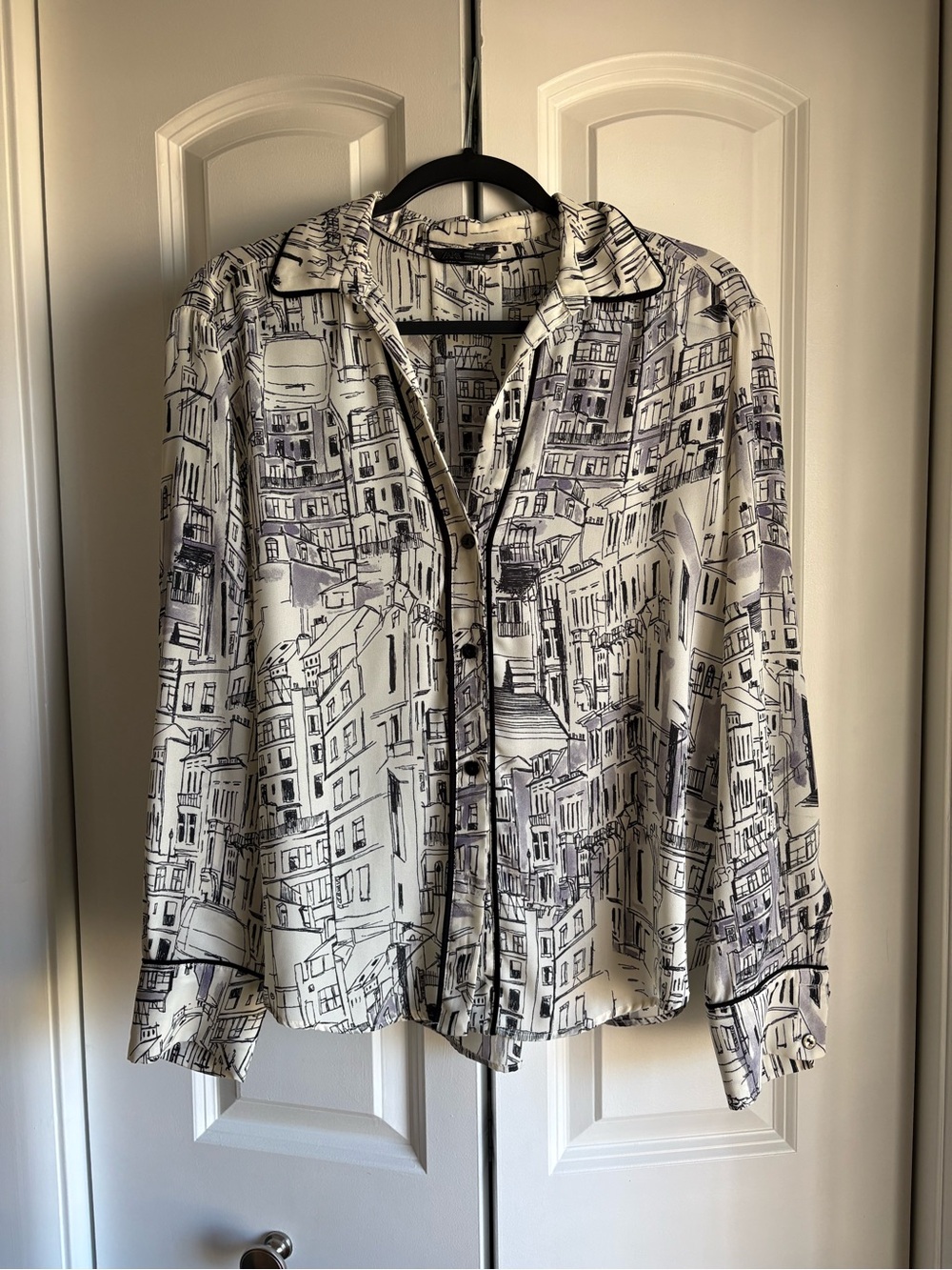 City print oversized Zara button down blouse